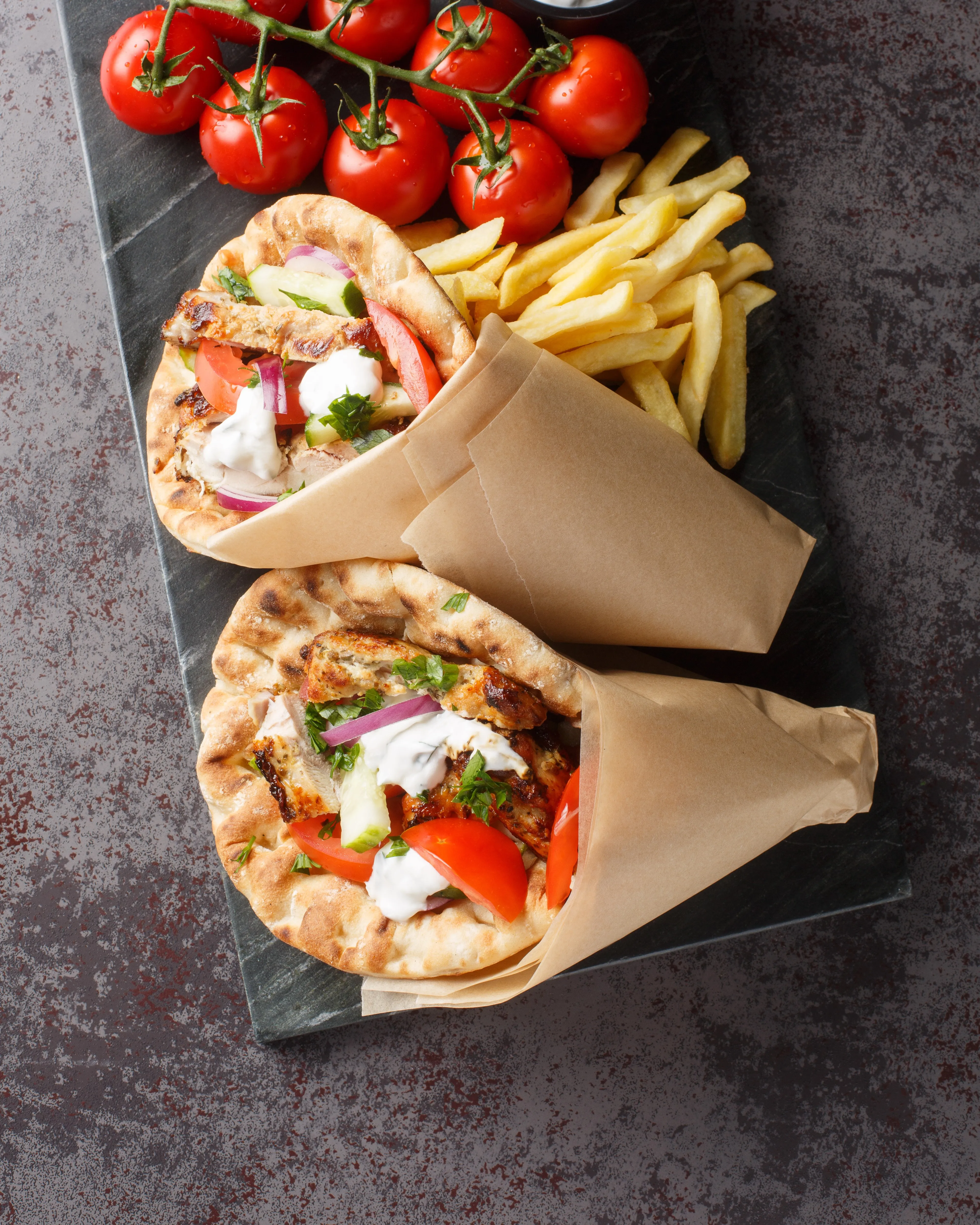Mobile Banner Image of food offered by a reliable online food delivery restaurant.1