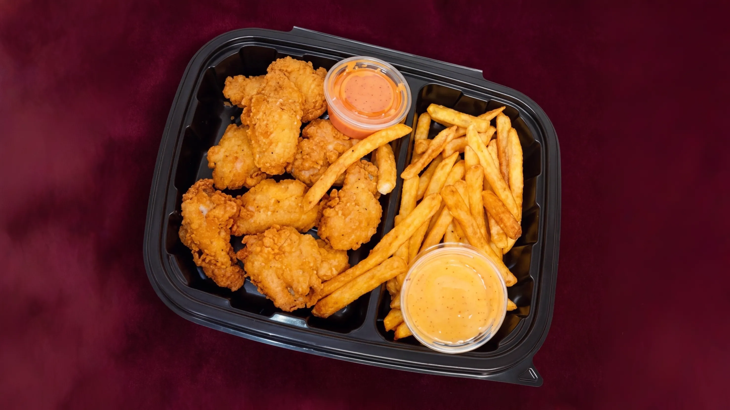 Banner Image of food served fresh by the best online delivery service.