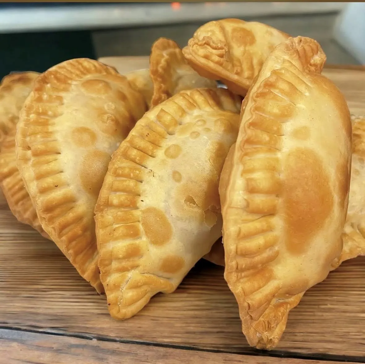 Gallery Image of food from a popular restaurant delivering online. 11