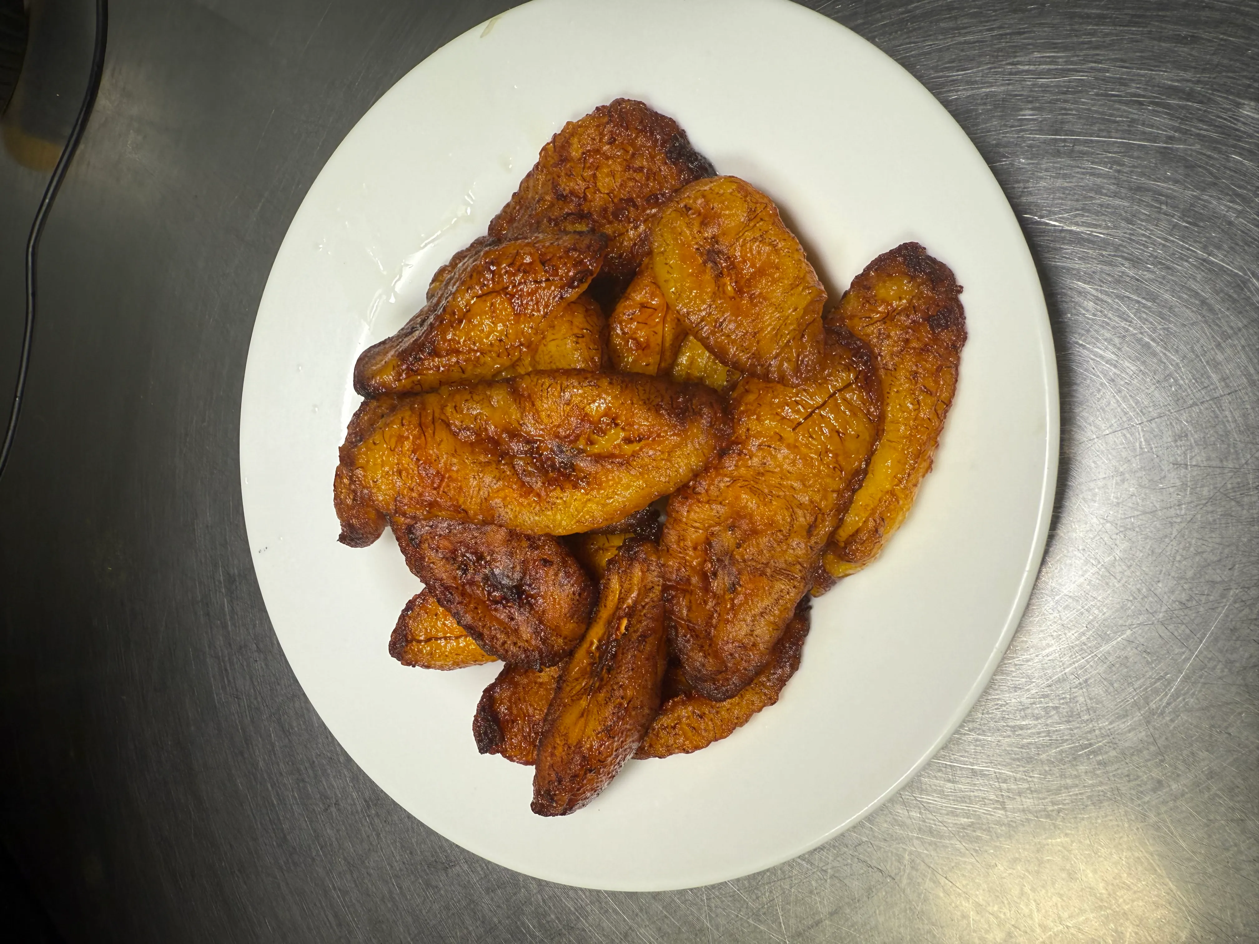 Close-up of popular Caribbean favorites for Boynton Beach takeaway and online orders.