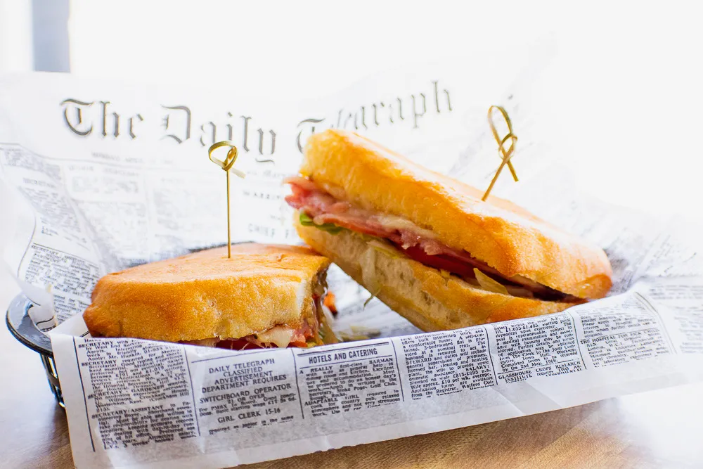 Traditional American,Breakfast recipes - Best-selling American,Breakfast meals at New Crystal Cafe And Grill Minneapolis.