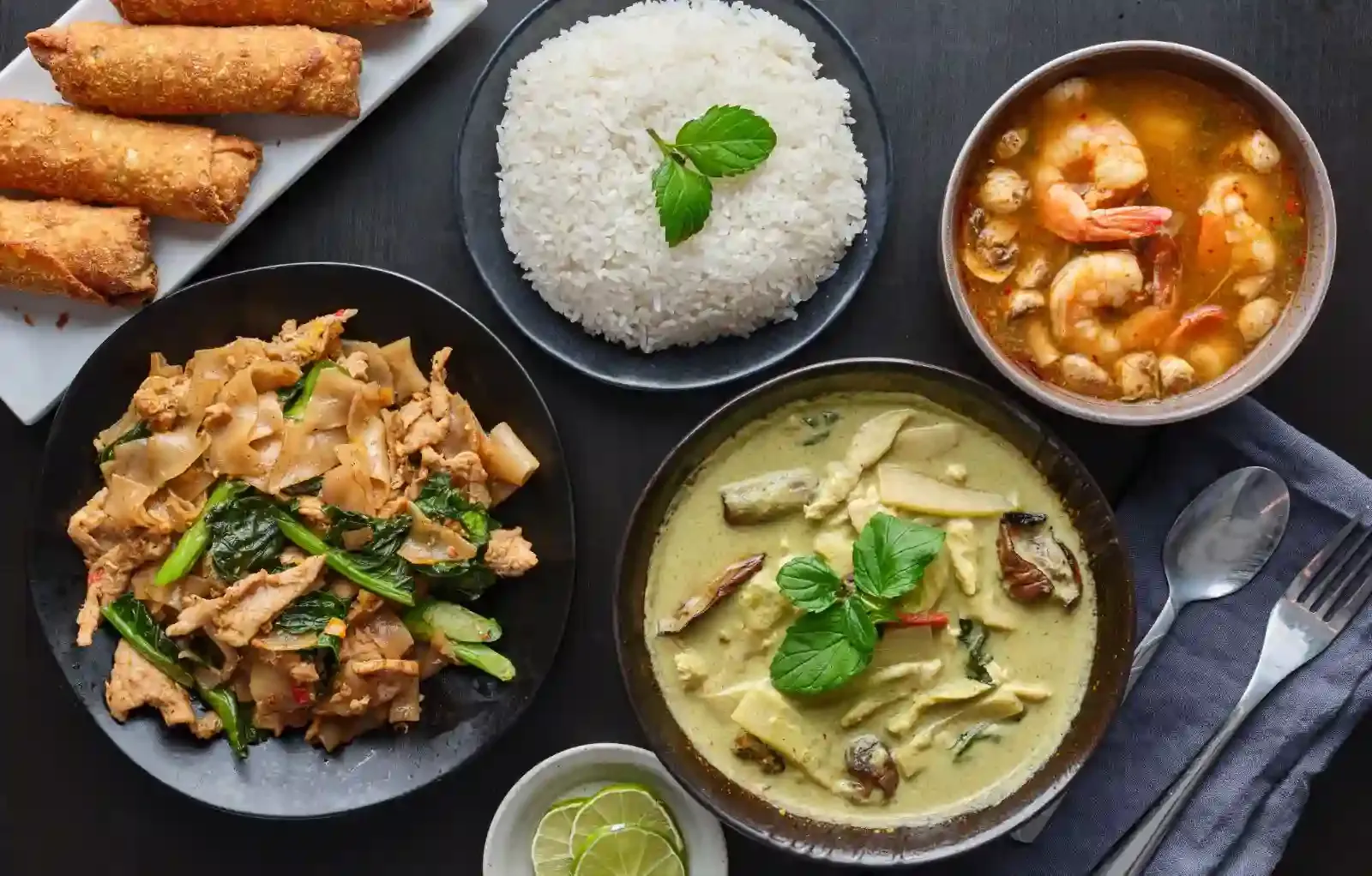 About Image of food from a top-rated restaurant for home delivery