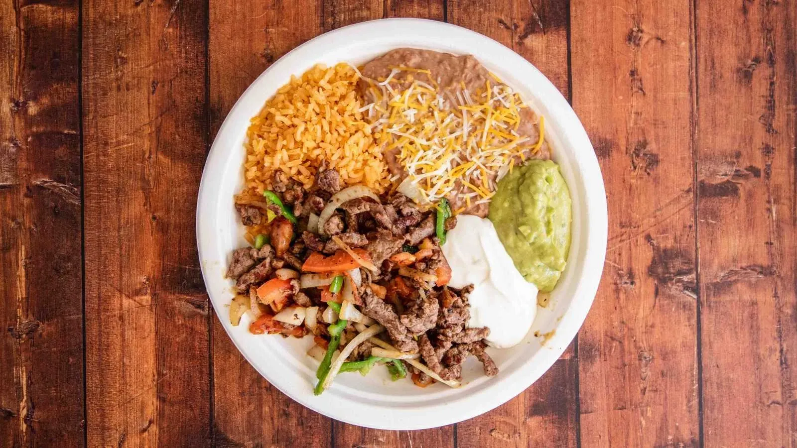 About Image of food from a top-rated restaurant for home delivery