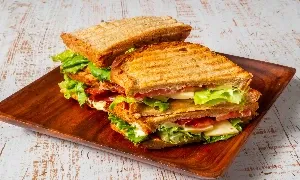 About Image of food from a top-rated restaurant for home delivery