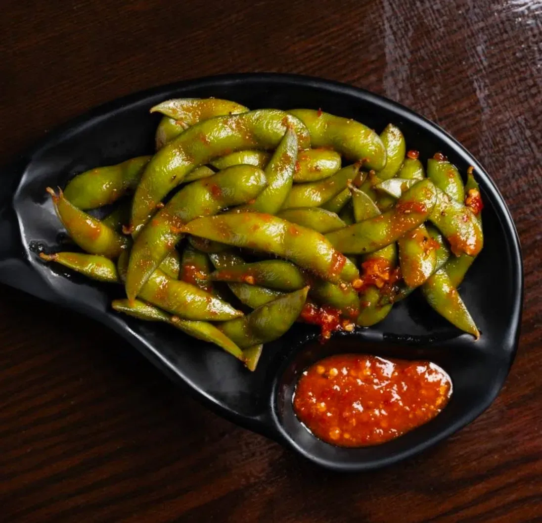  Gallery Image 28 - Interior and Food
