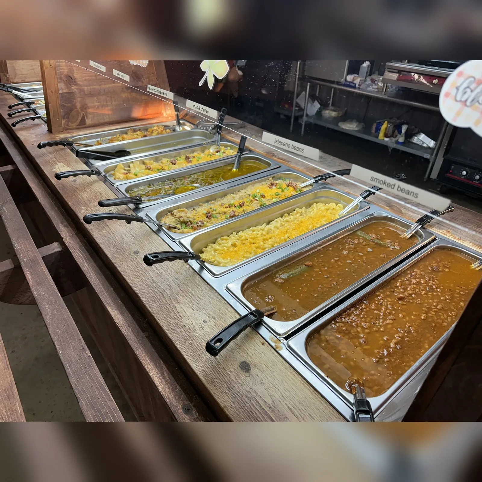  Gallery Image 18 - Interior and Food