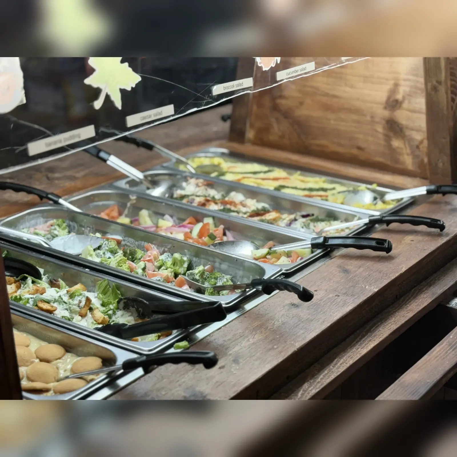  Gallery Image 19 - Interior and Food