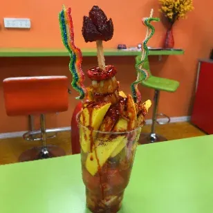  Gallery Image 31 - Interior and Food