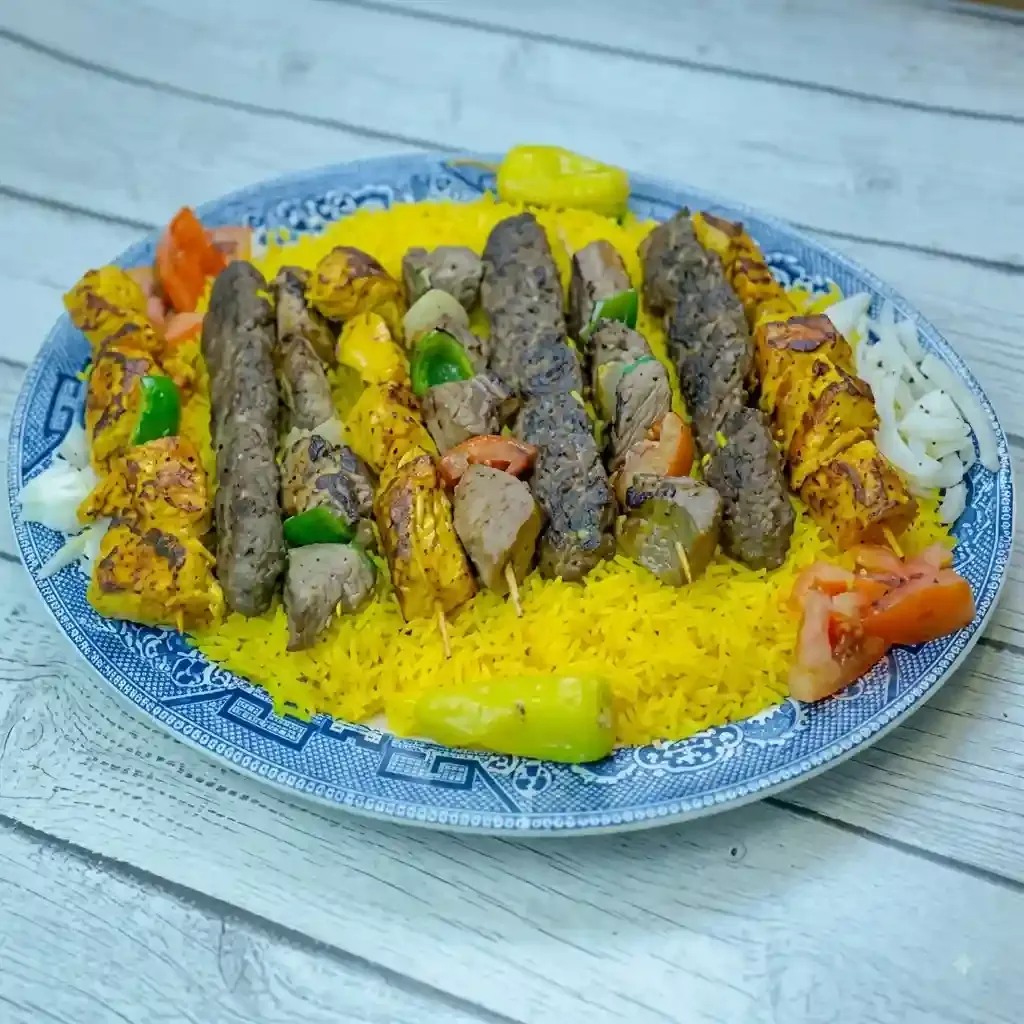 About Image of food from a top-rated restaurant for home delivery