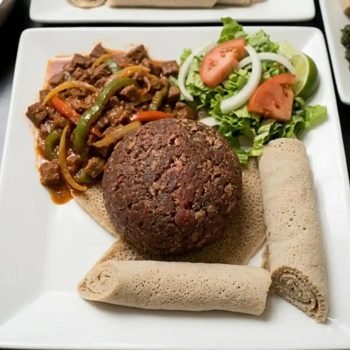  Gallery Image 13 - Interior and Food