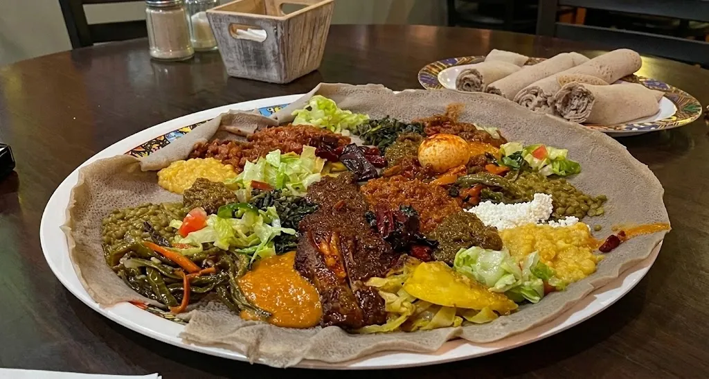 About Image of food from a top-rated restaurant for home delivery
