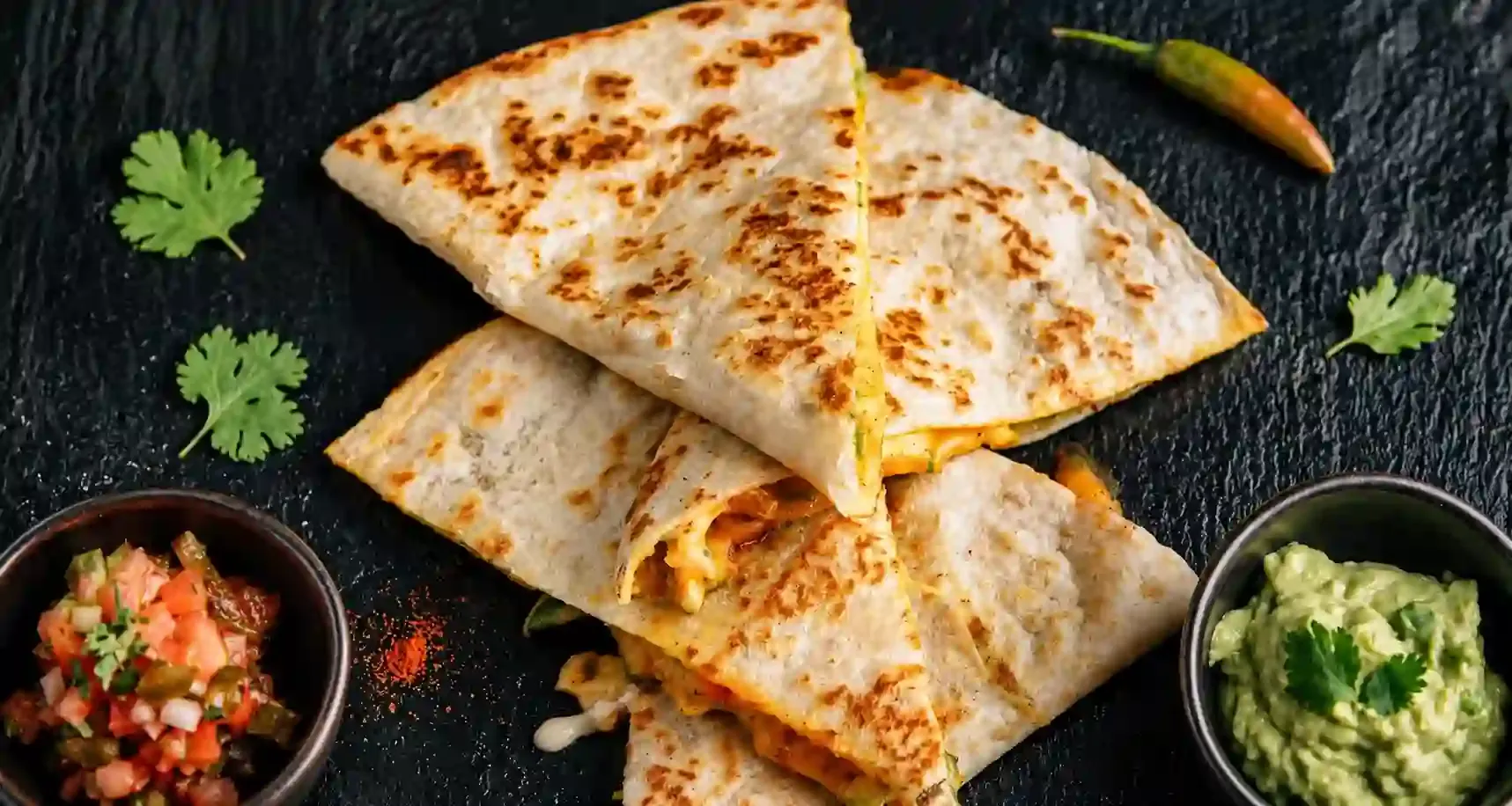 About Image of food from a top-rated restaurant for home delivery