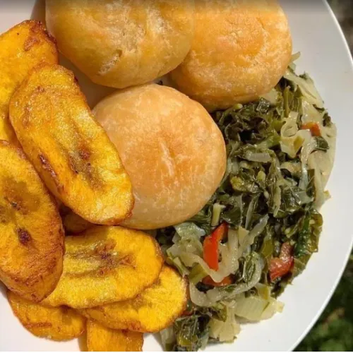 Inside the Michelle Flavor’s Caribbean Restaurant kitchen - Freshly prepared Caribbean for online ordering.
